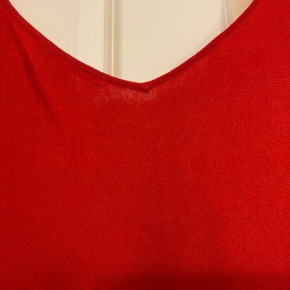 Victoria's Secret Dolman Sleeve V-Neck High-Low Sweater Raspberry Red Size XS - Picture 8 of 16